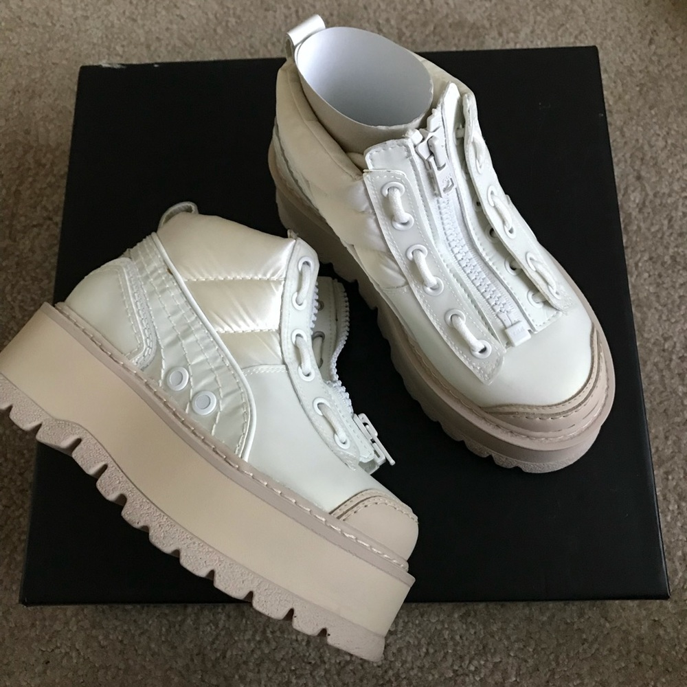Brand new FENTY PUMA Rihanna zipped sneaker boot